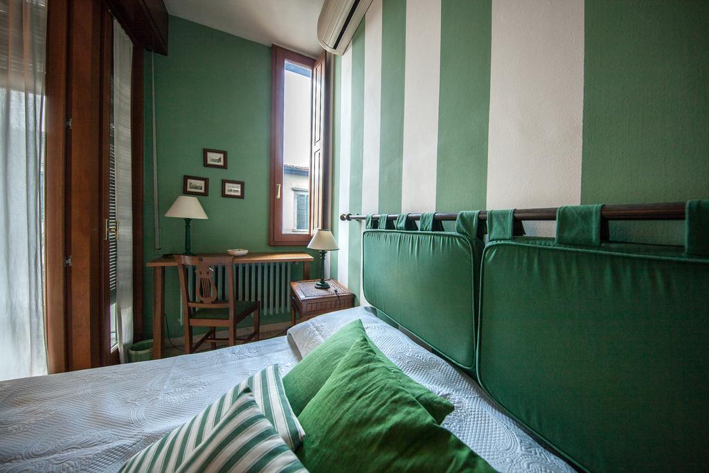 A Teatro Otel Floransa Dış mekan fotoğraf